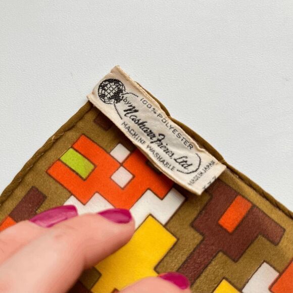 Vintage 70s Nasharr Freres Sheer Geometric Print Scarf, Rolled Edge, 21" - Picture 4 of 8